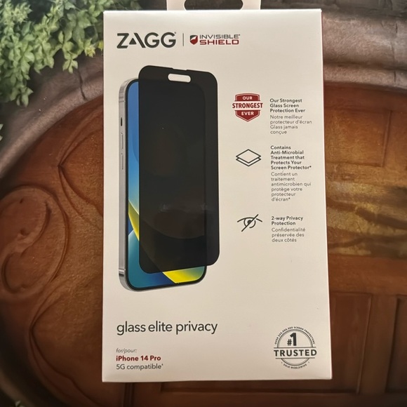ZAGG - InvisibleShield Glass+ Defense Elite Privacy Max Impact & Privacy iPhone